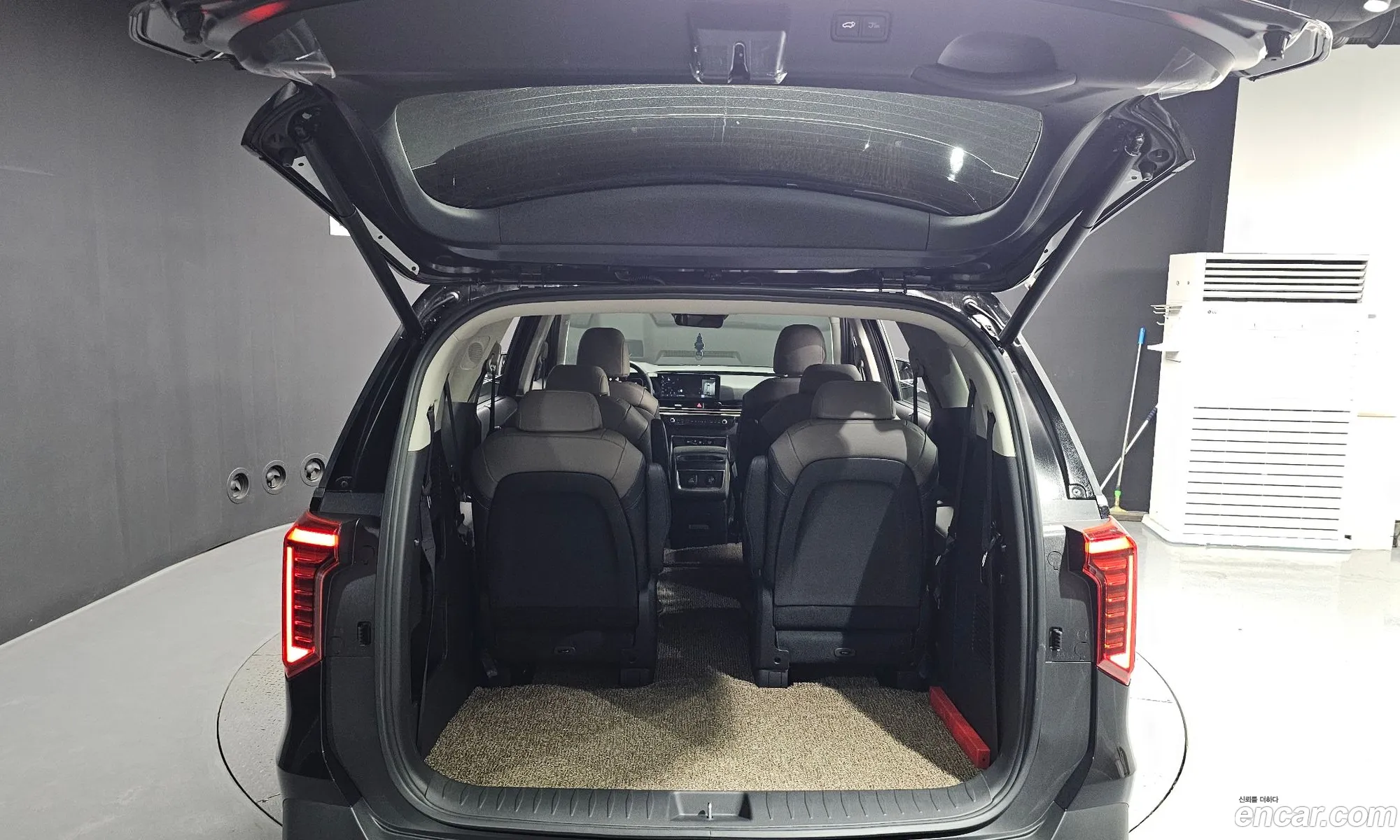 Kia Carnival 2025 — 29