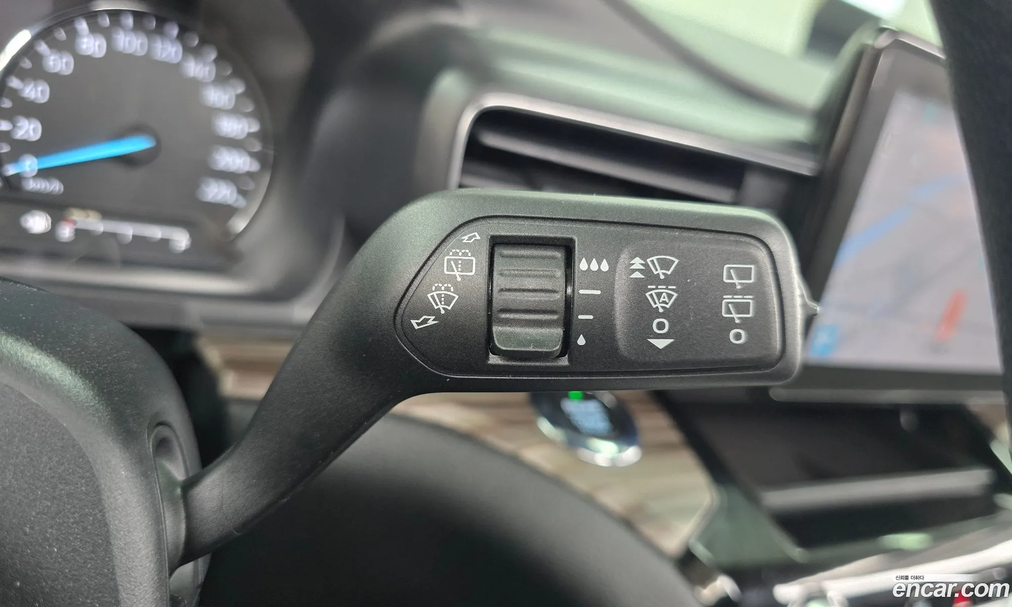 Ford Explorer 6th Gen 2021 1FMSK8FH6MGA09535 — 25