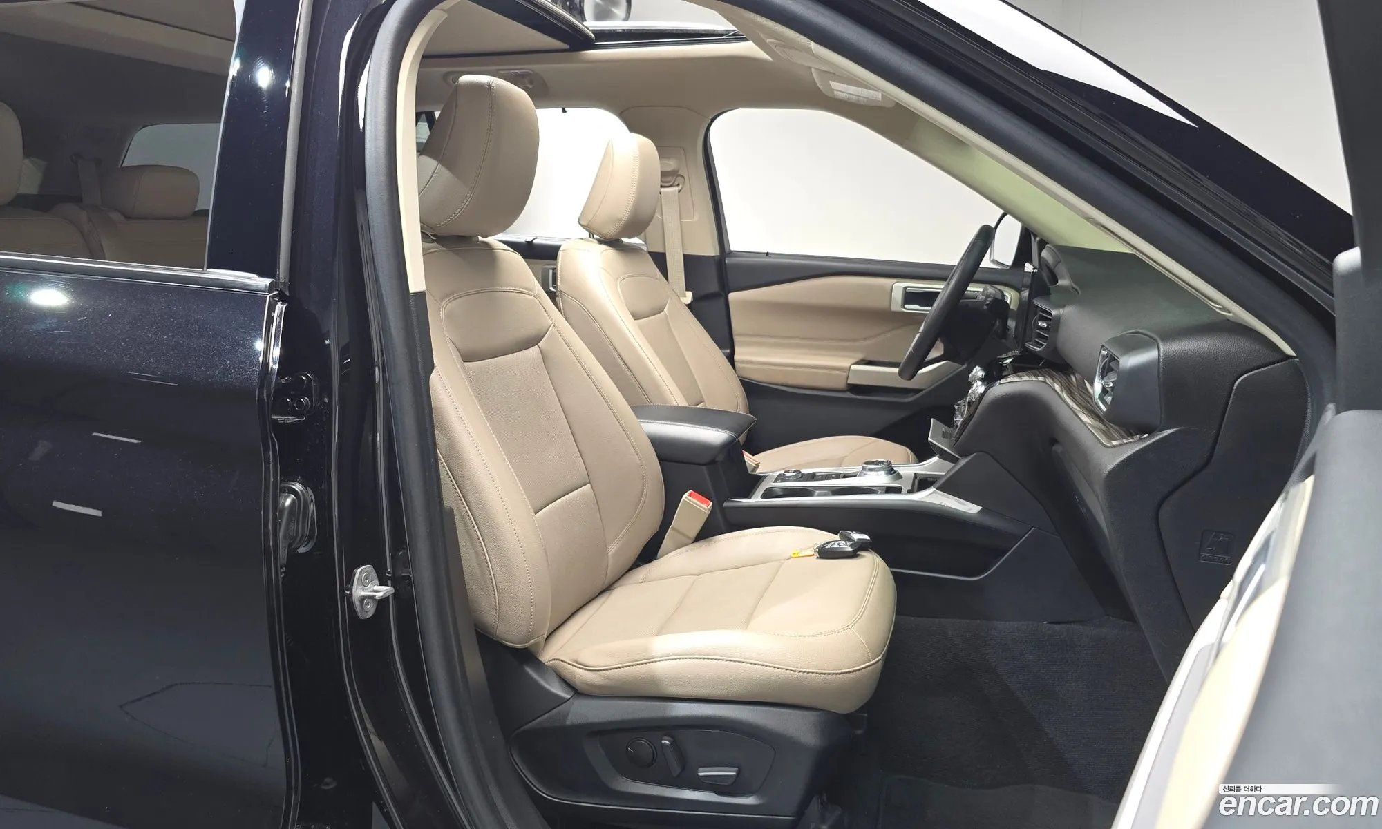Ford Explorer 6th Gen 2023 1FMSK8FH4PGB54934 — 6