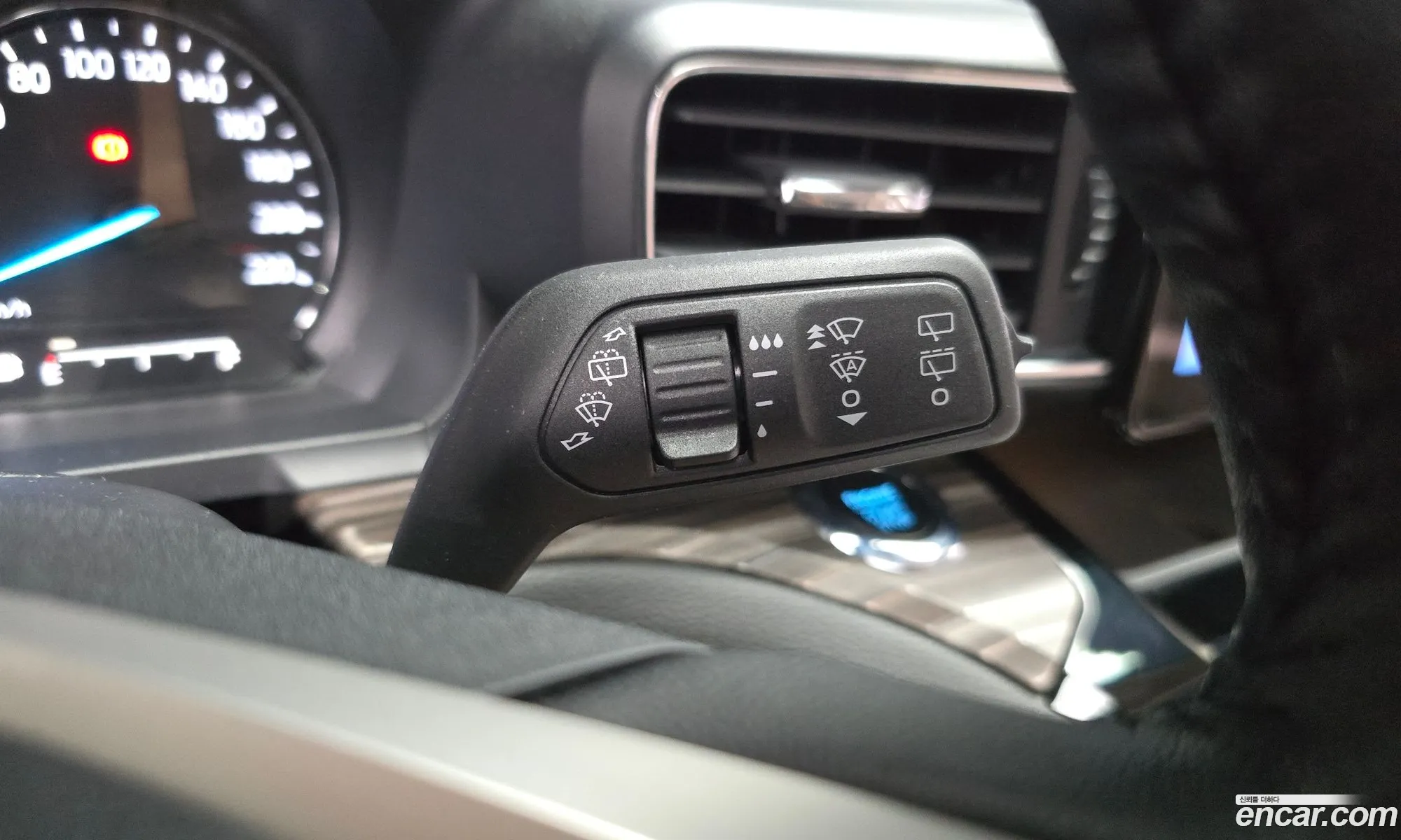 Ford Explorer 6th Gen 2023 1FMSK8FH4PGB54934 — 9