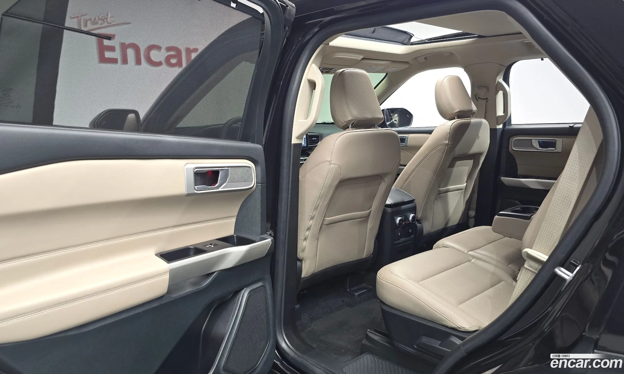 Ford Explorer 6th Gen 2023 1FMSK8FH4PGB54934 — 12