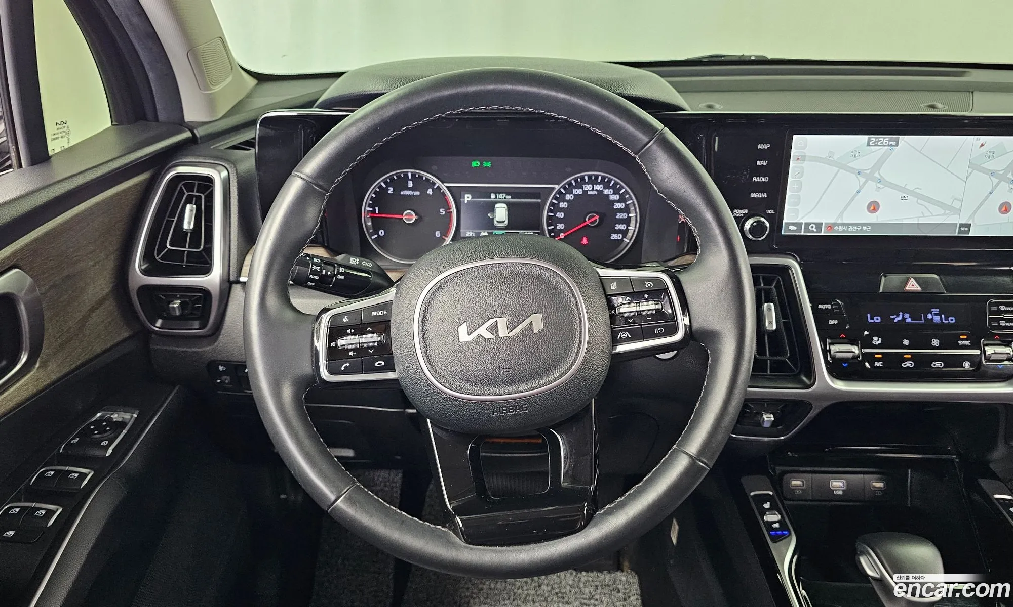 Kia Sorento 2023 — 16