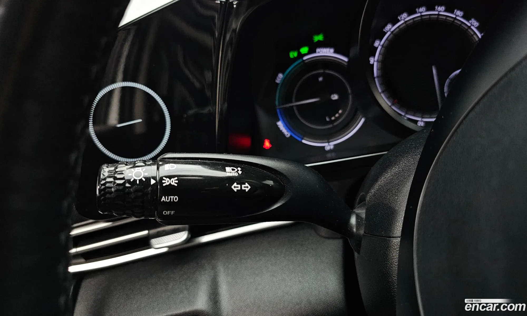 Hyundai Elantra Hybrid 2022 — 29