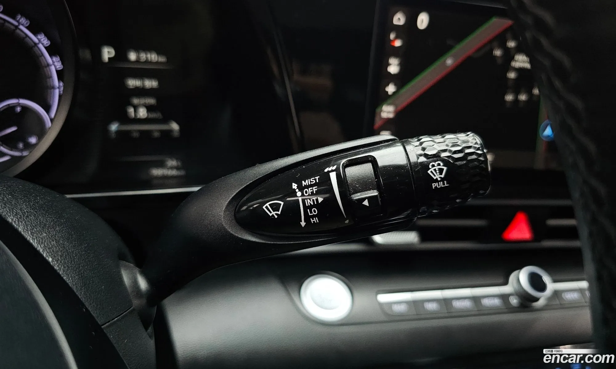 Hyundai Elantra Hybrid 2022 — 10