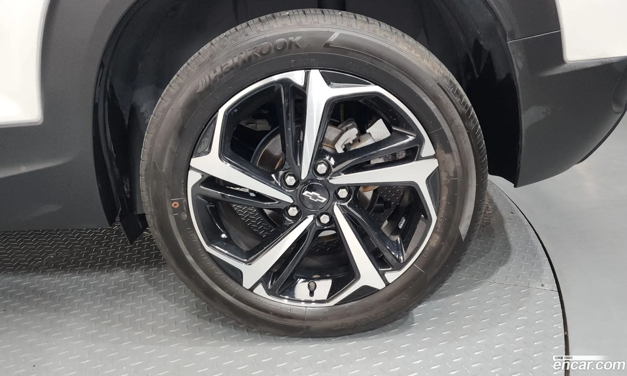 Chevrolet (GM Daewoo) Trailblazer 2023 — 33