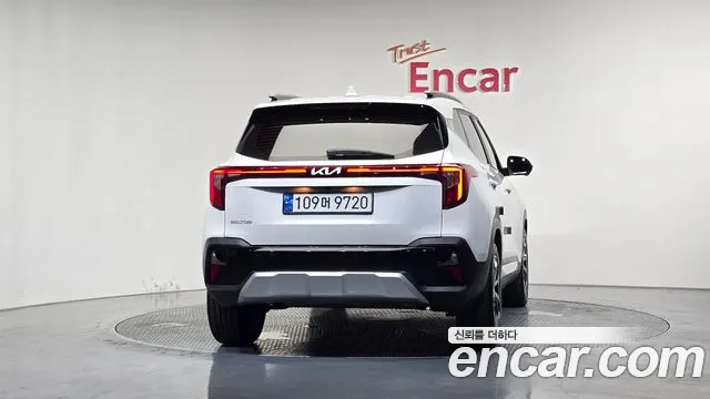 Kia Seltos 2022 — 3