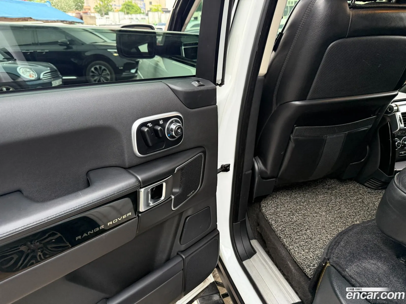Land Rover Range Rover 2012 — 9