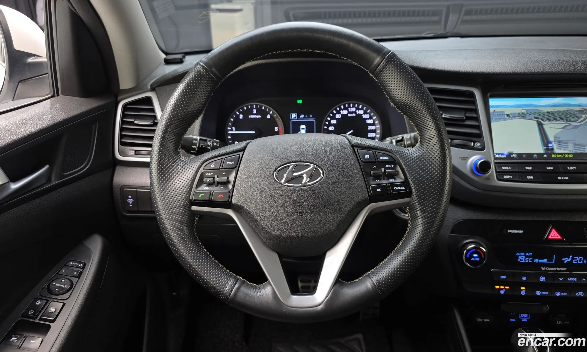 Hyundai Tucson 2015 — 2