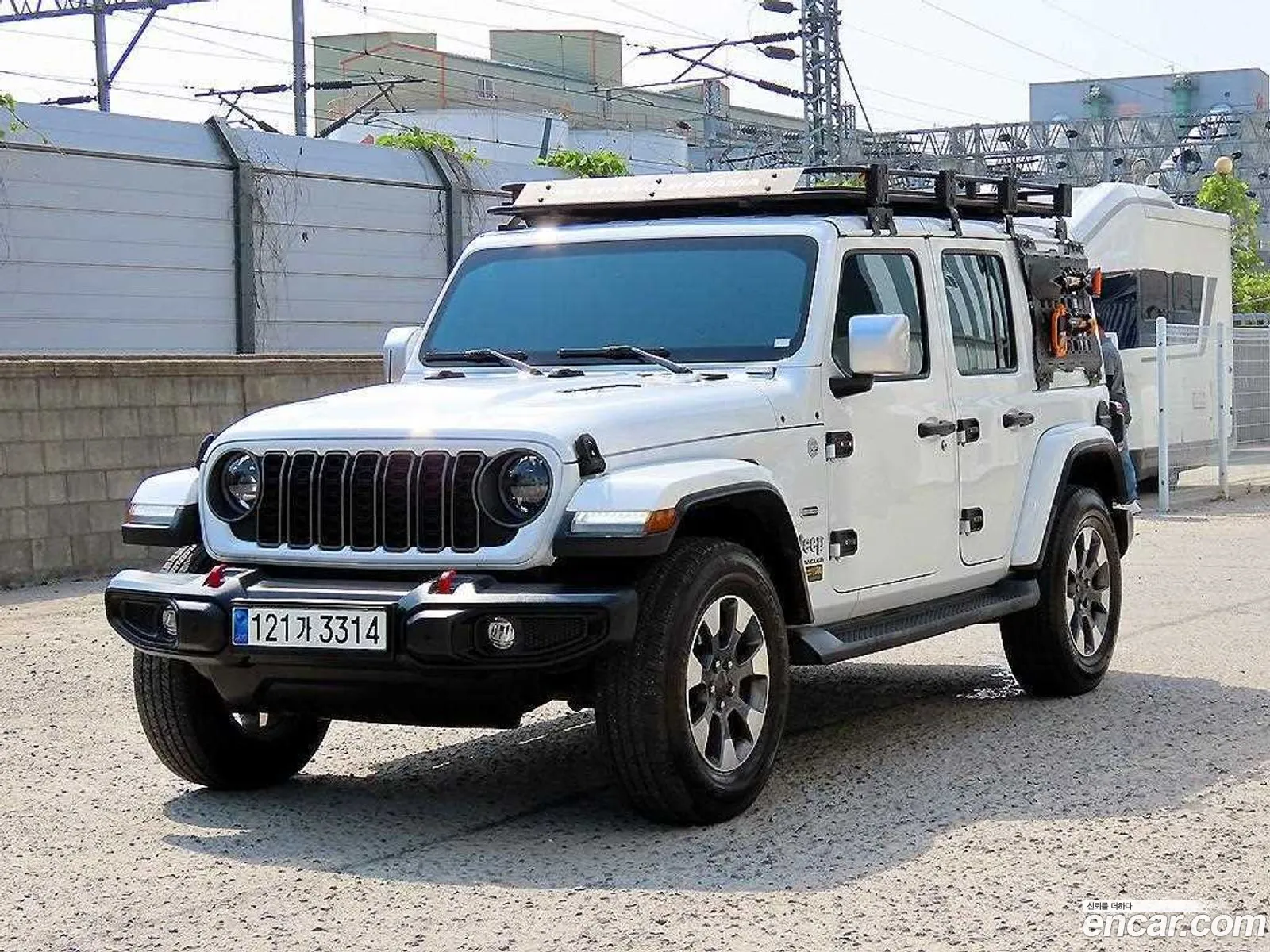Jeep Wrangler 2023 — 18