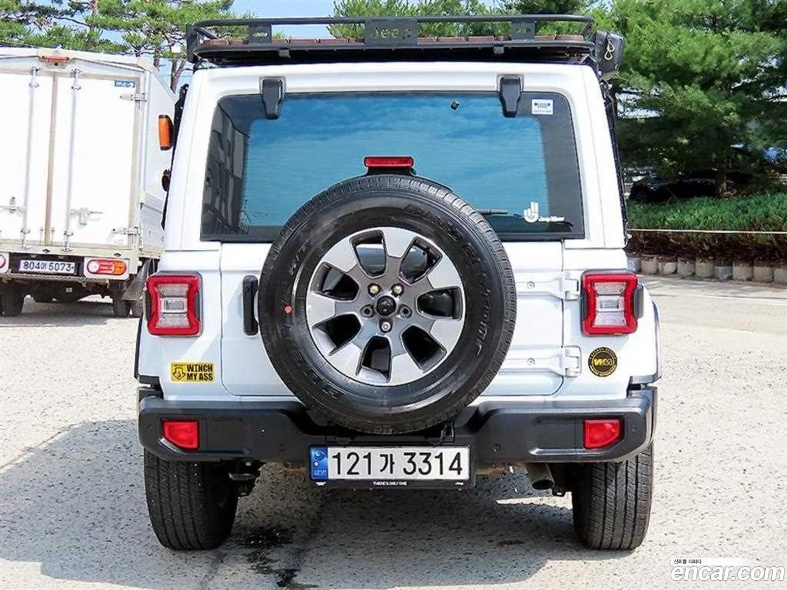 Jeep Wrangler 2023 — 17