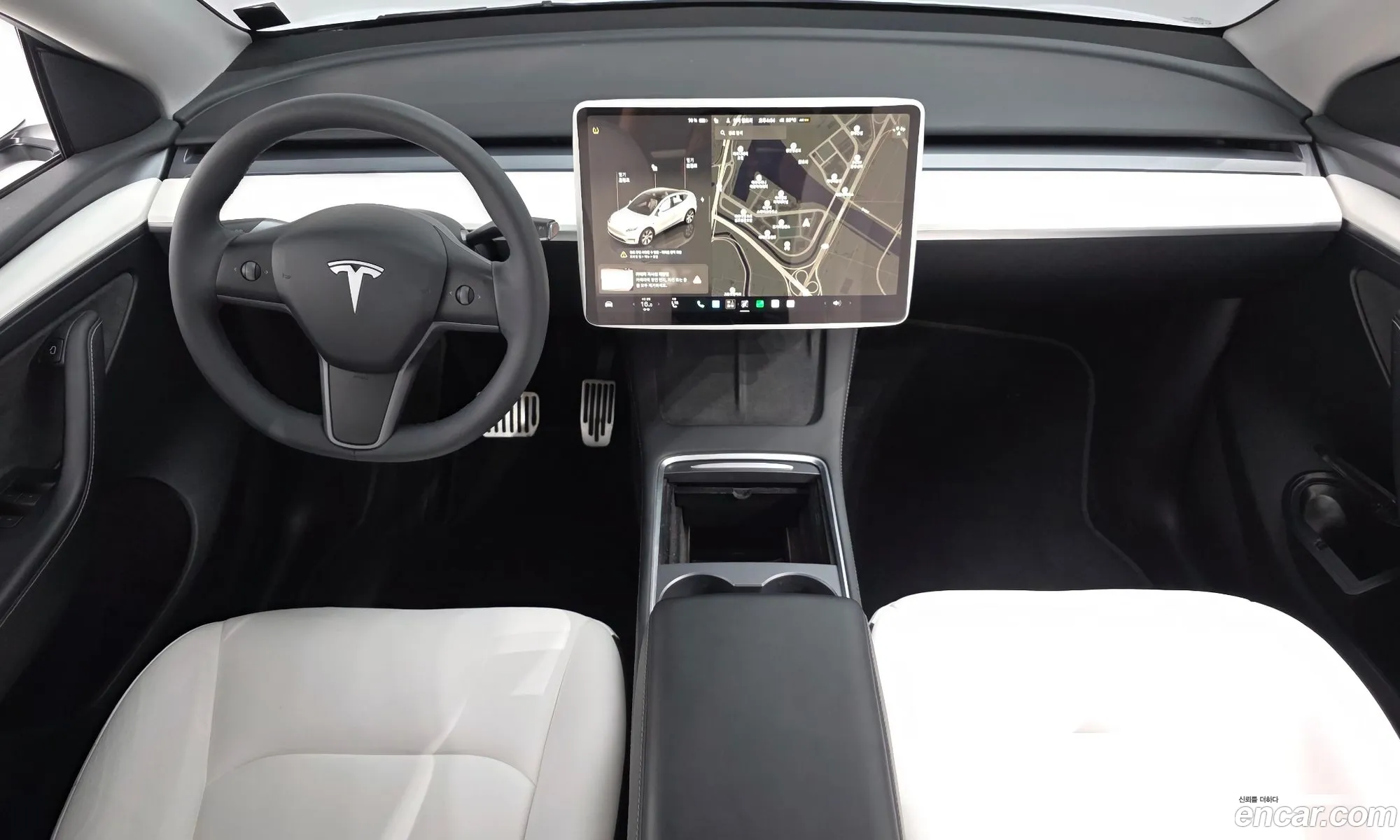Tesla Model Y 2024 — 9