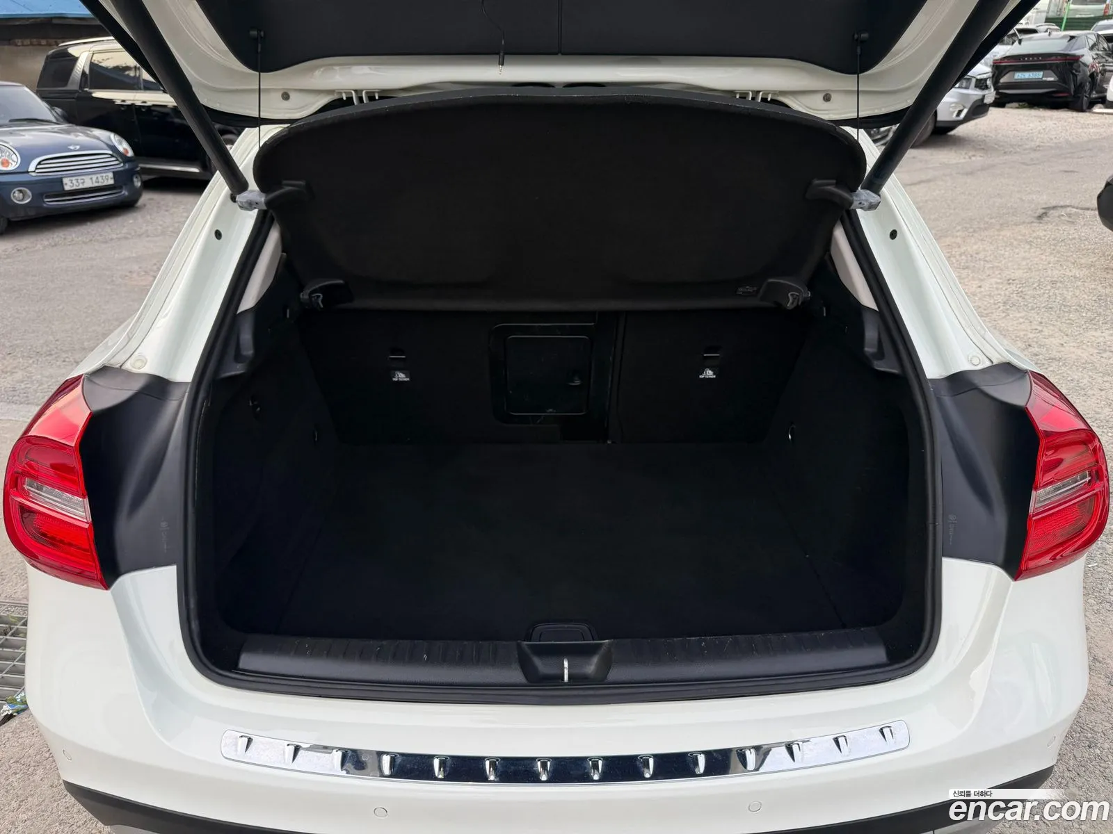 Mercedes-Benz GLA-Class X156 2015 — 15