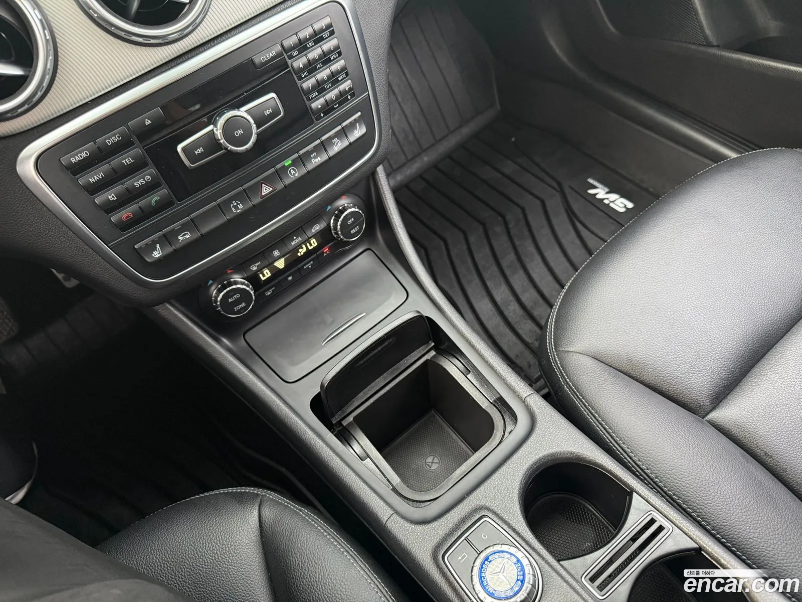 Mercedes-Benz GLA-Class X156 2015 — 11