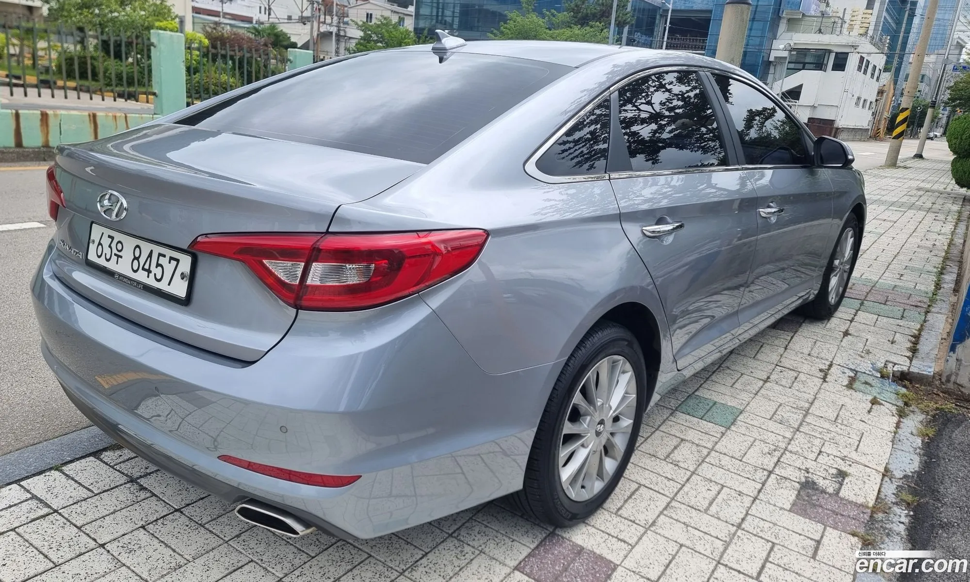 Hyundai LF Sonata 2014 — 10