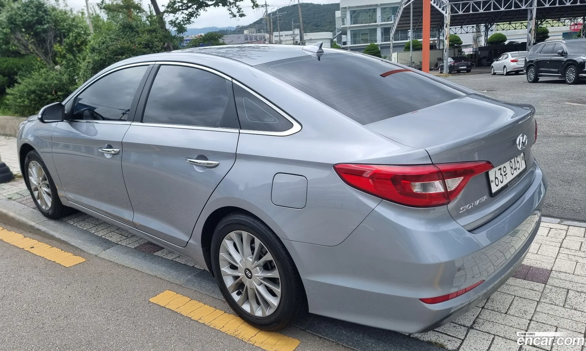 Hyundai LF Sonata 2014 — 2