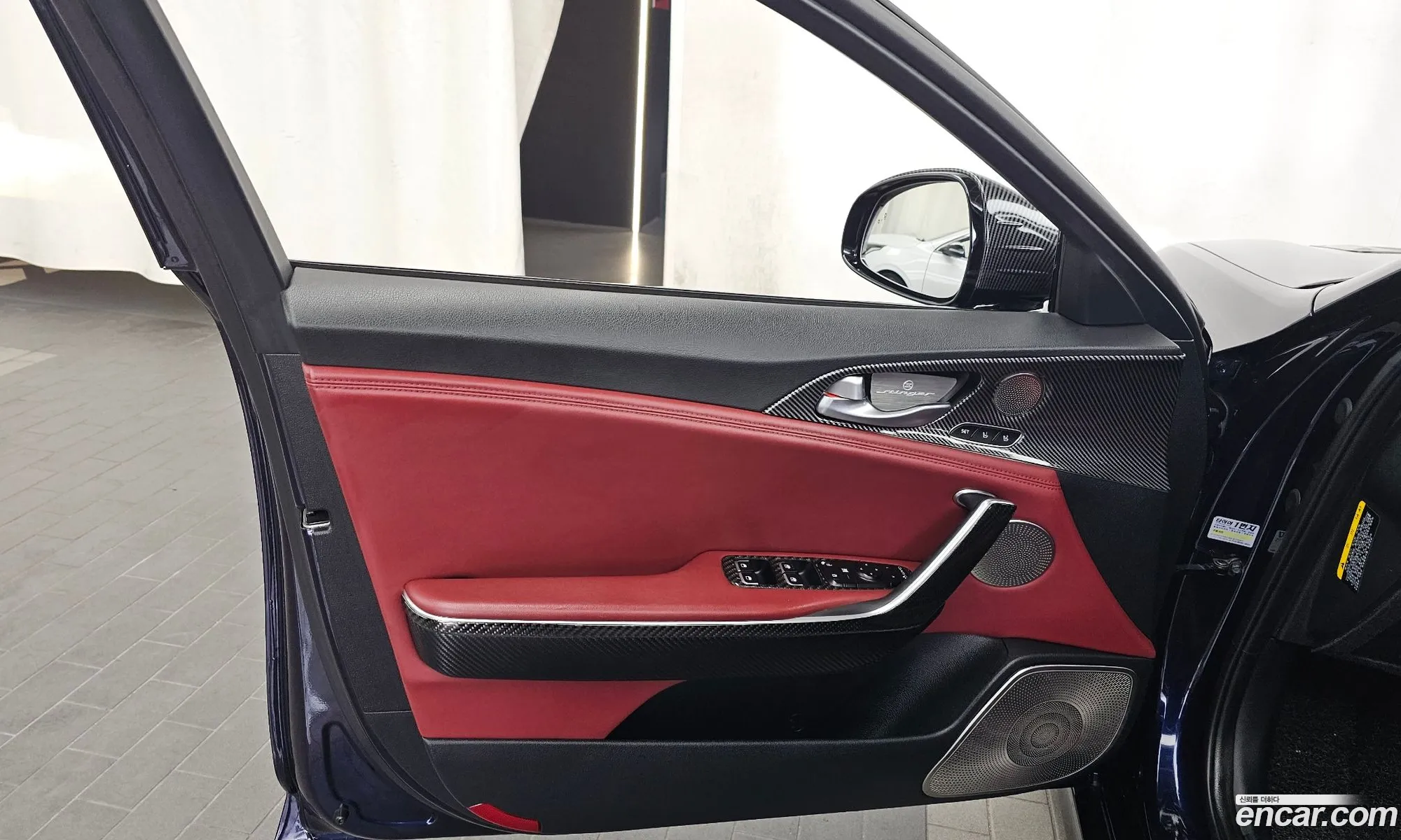 Kia Stinger 2018 — 12