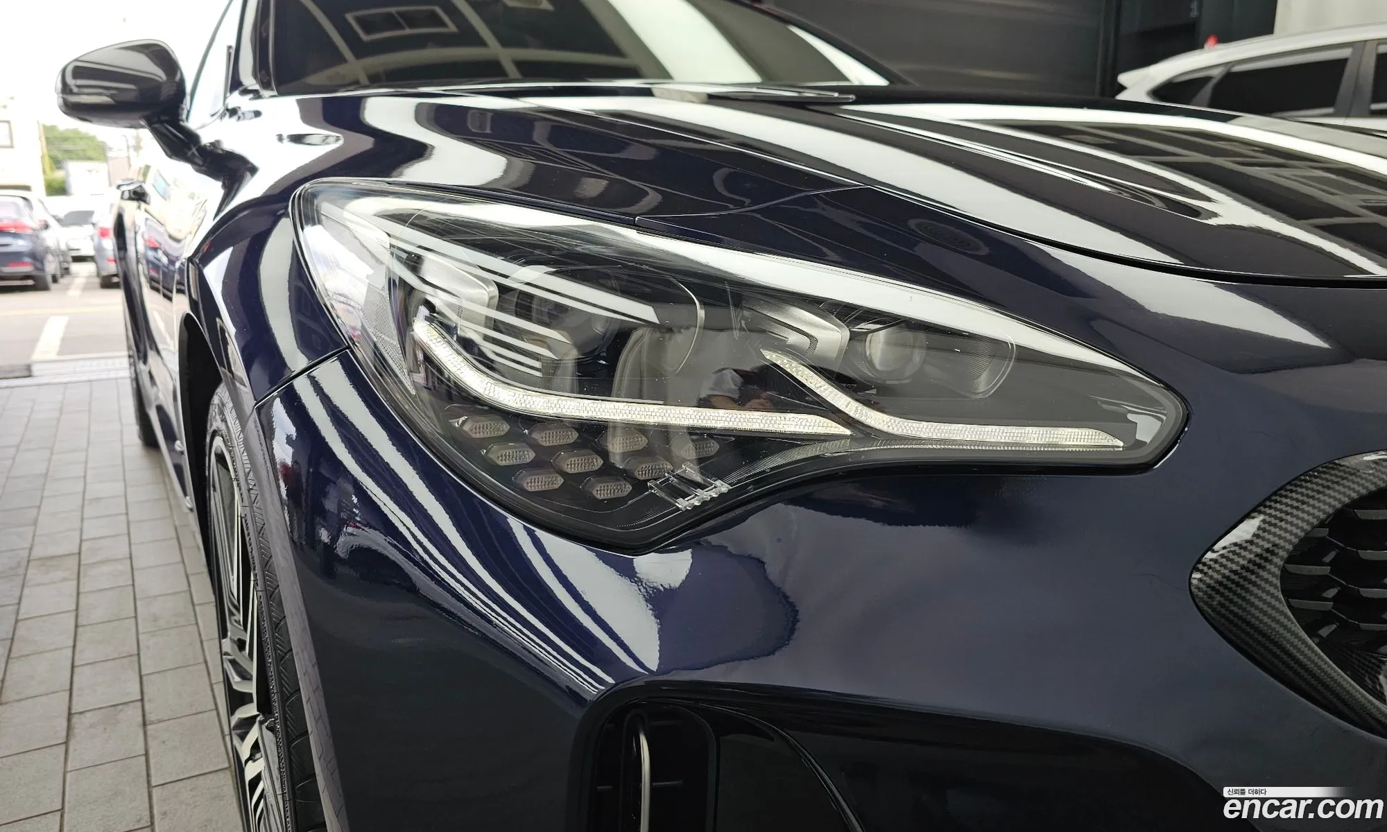 Kia Stinger 2018 — 24