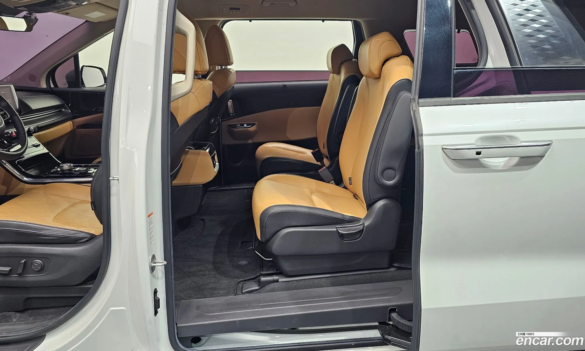 Kia Carnival 2020 — 23
