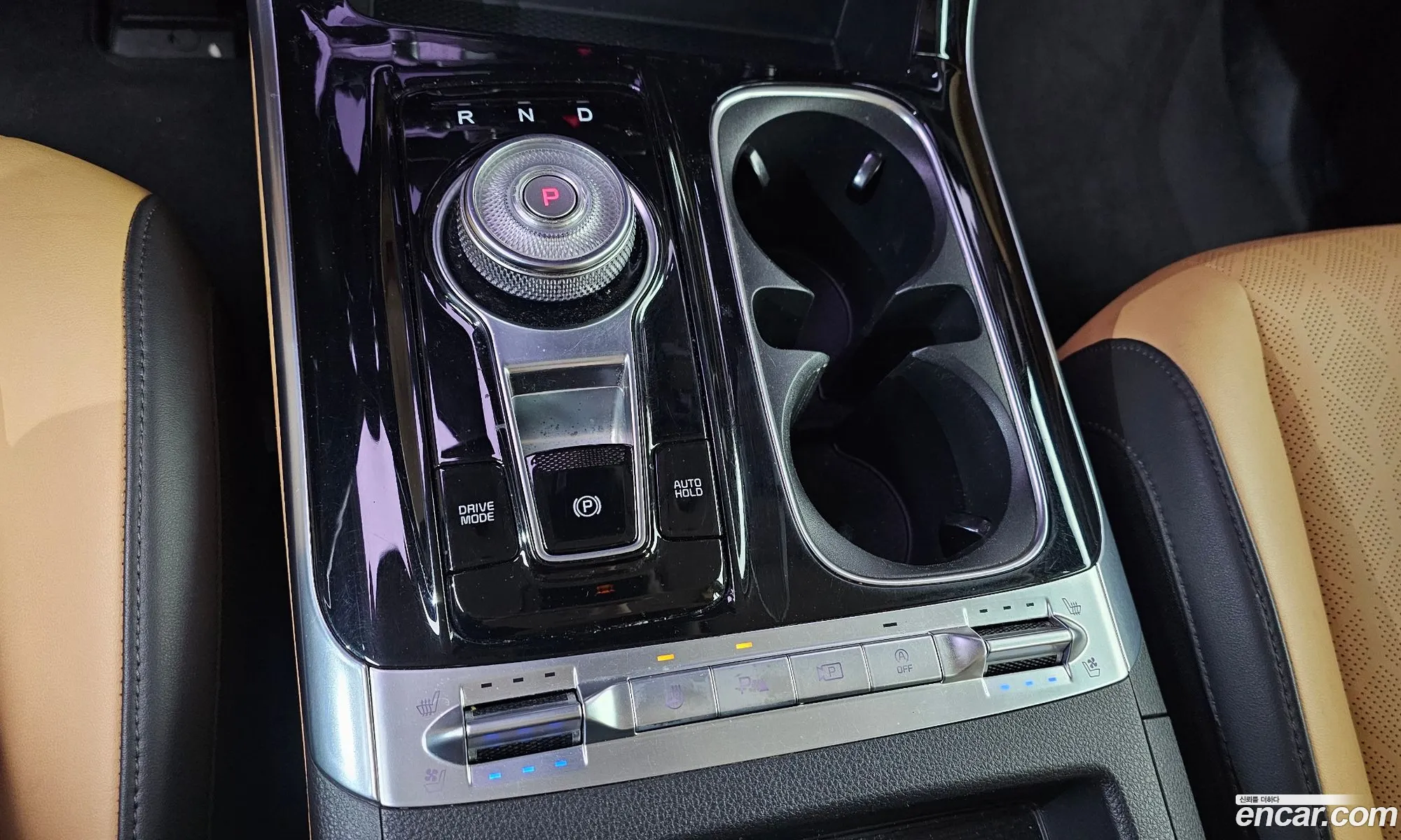 Kia Carnival 2020 — 21
