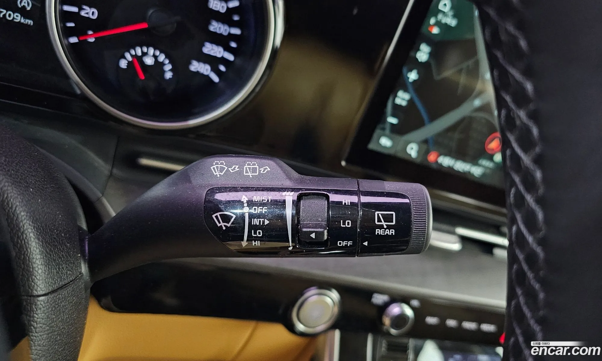 Kia Carnival 2020 — 7