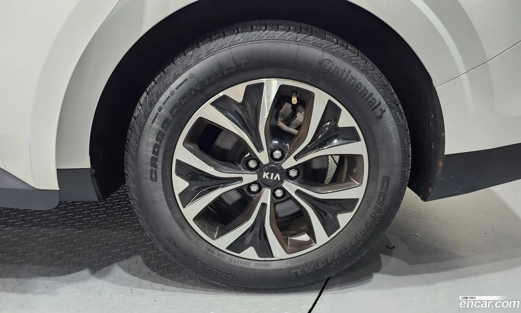 Kia Carnival 2020 — 25