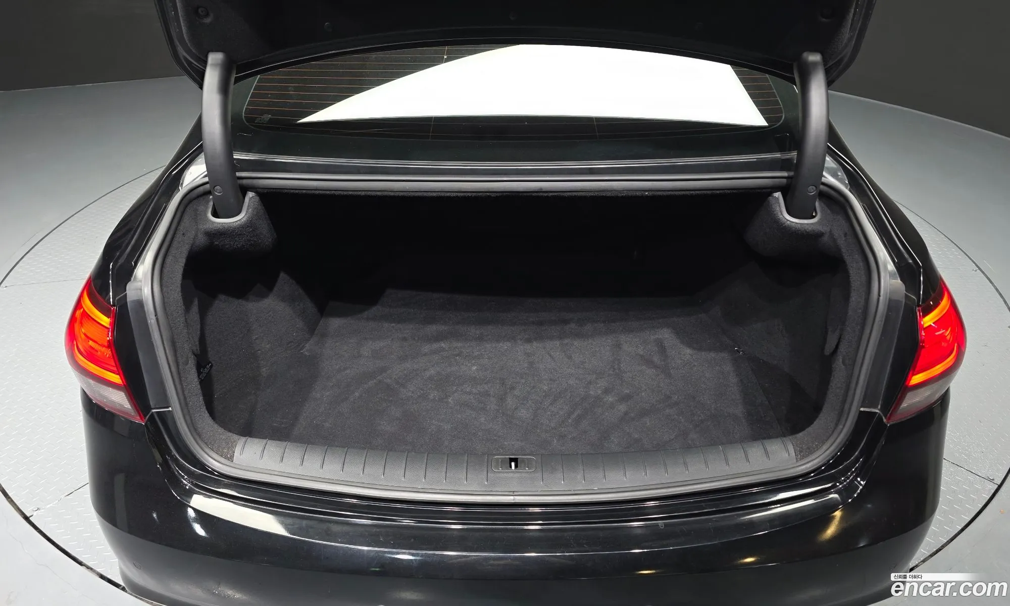 Hyundai Aslan 2015 — 6