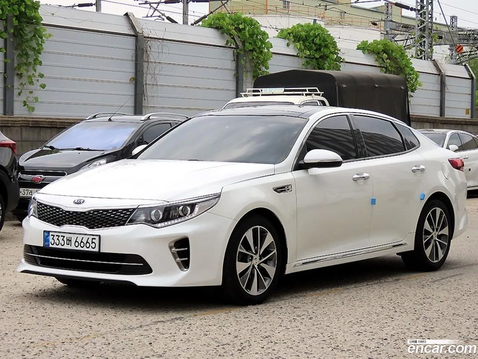 Kia K5 2016 — 2