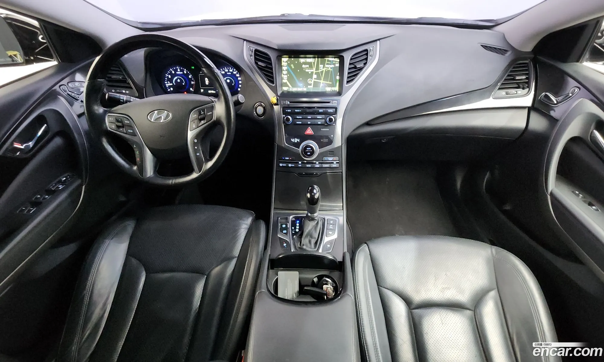 Hyundai Grandeur HG 2015 — 20