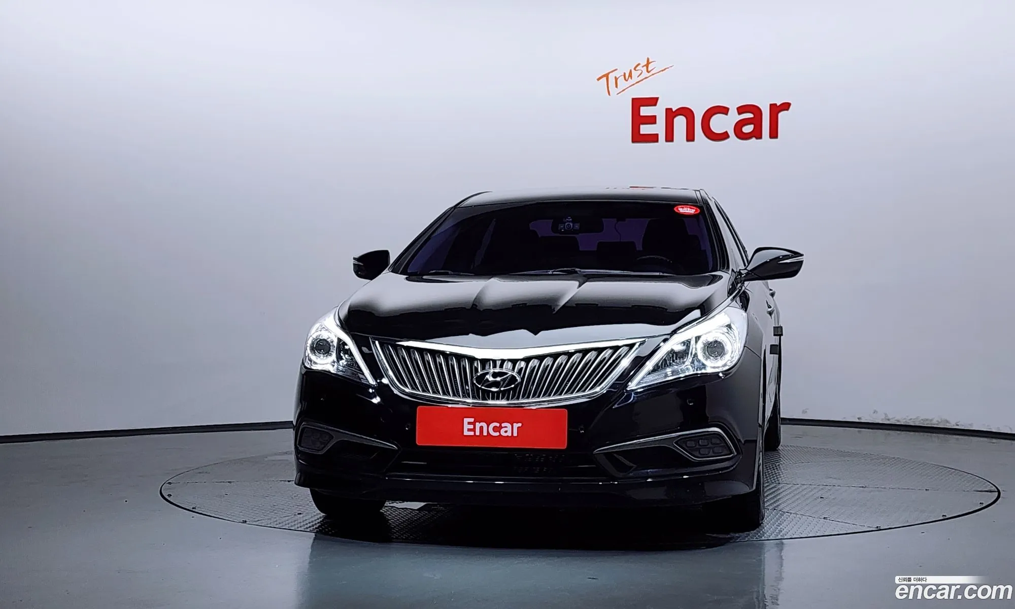 Hyundai Grandeur HG 2015 — 29