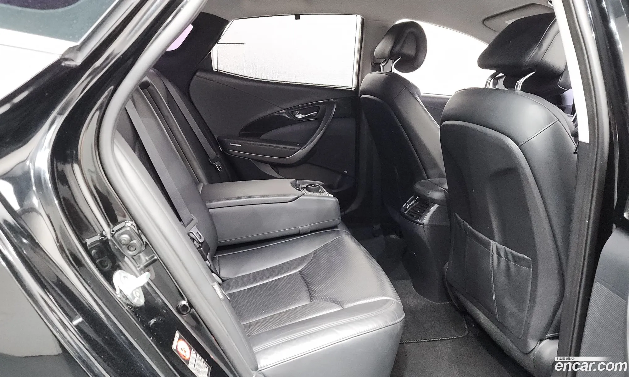 Hyundai Grandeur HG 2015 — 21