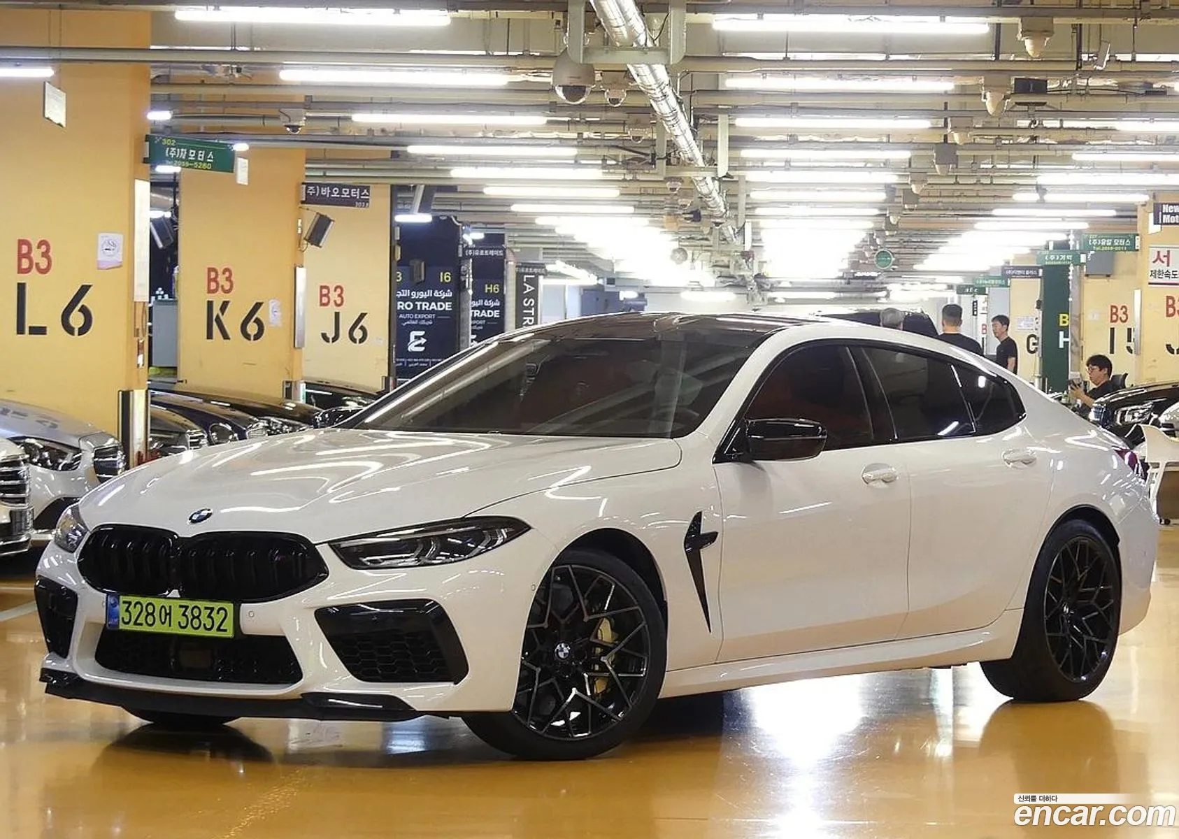 BMW M8 2025 — 18