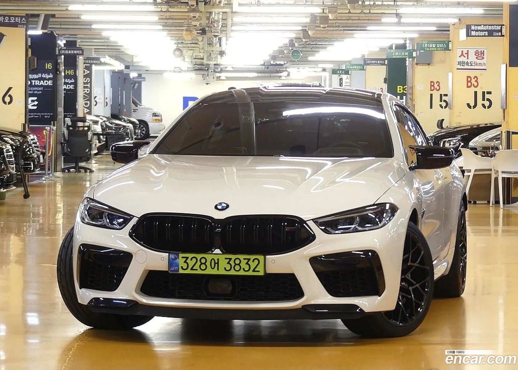 BMW M8 2025 — 6