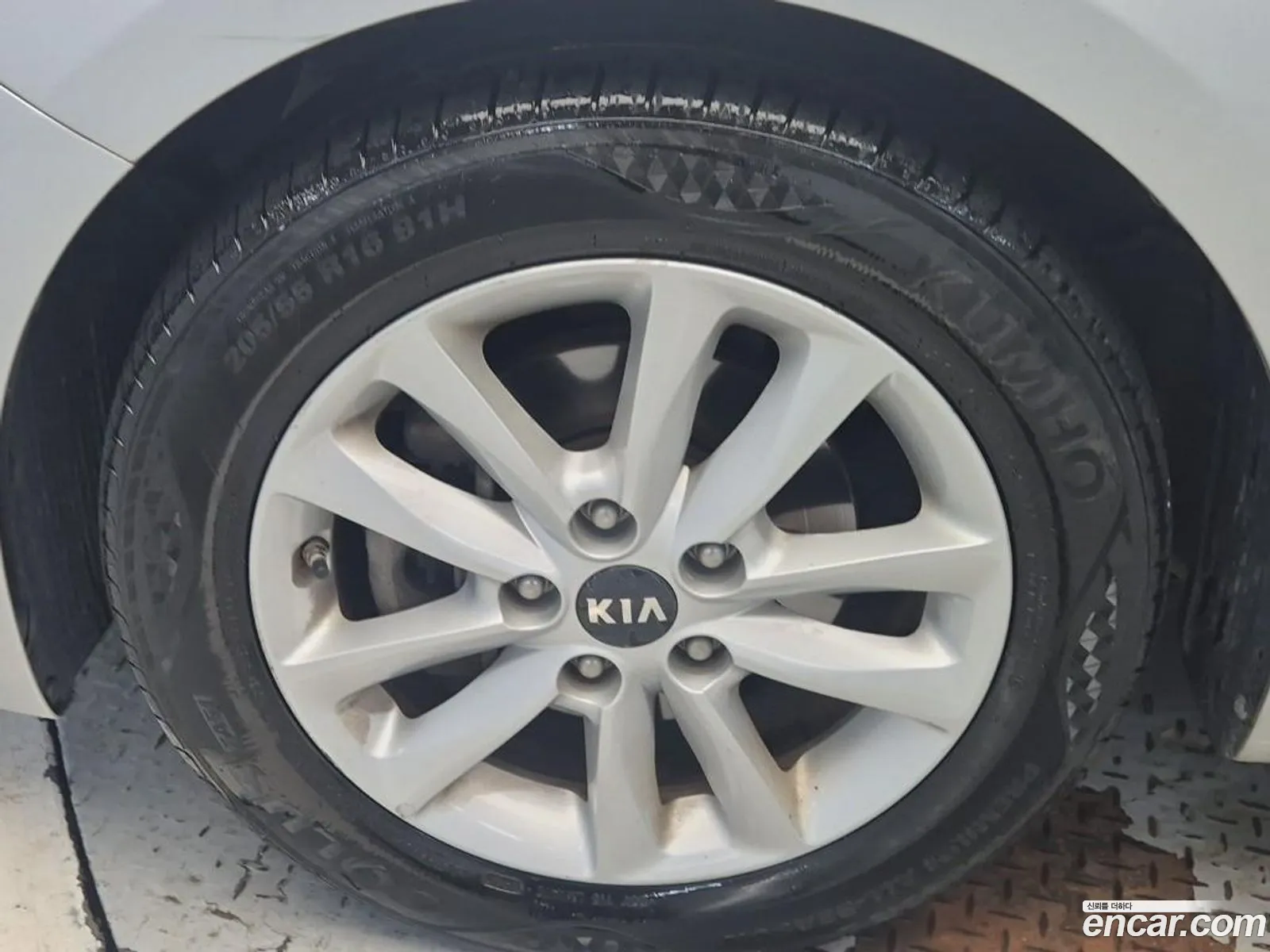 Kia K3 2016 — 19