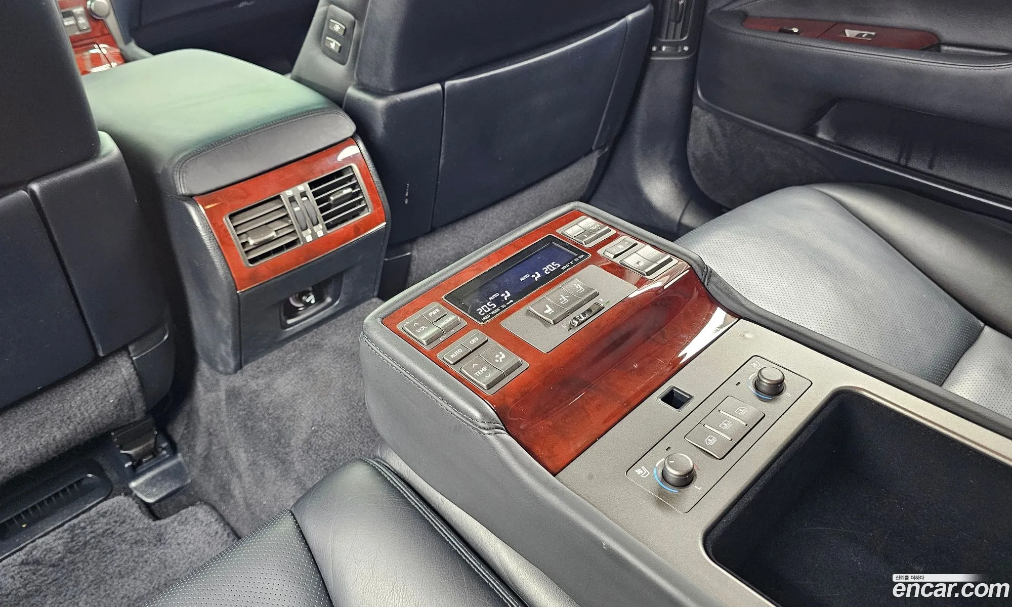 Lexus LS460 2009 — 20