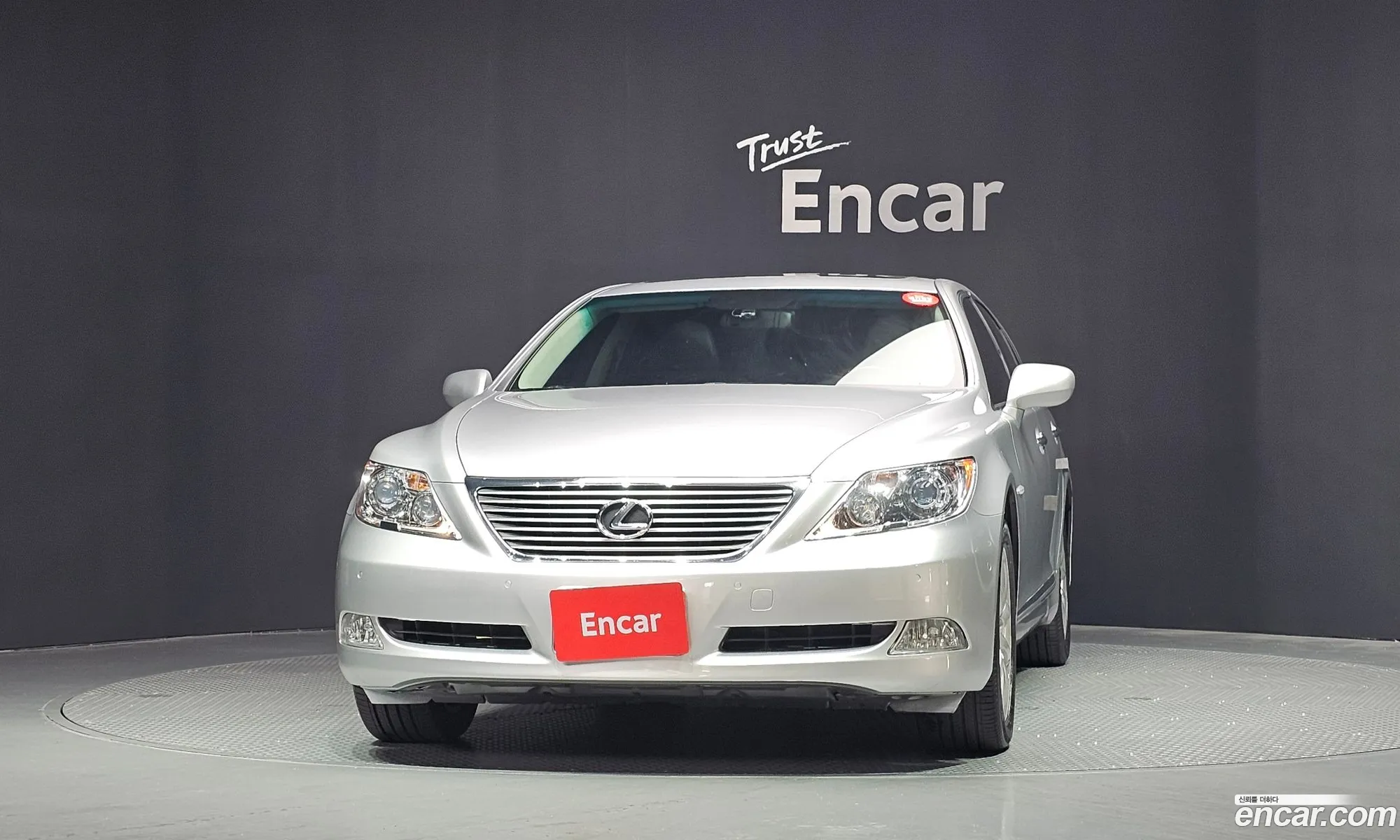 Lexus LS460 2009 — 2