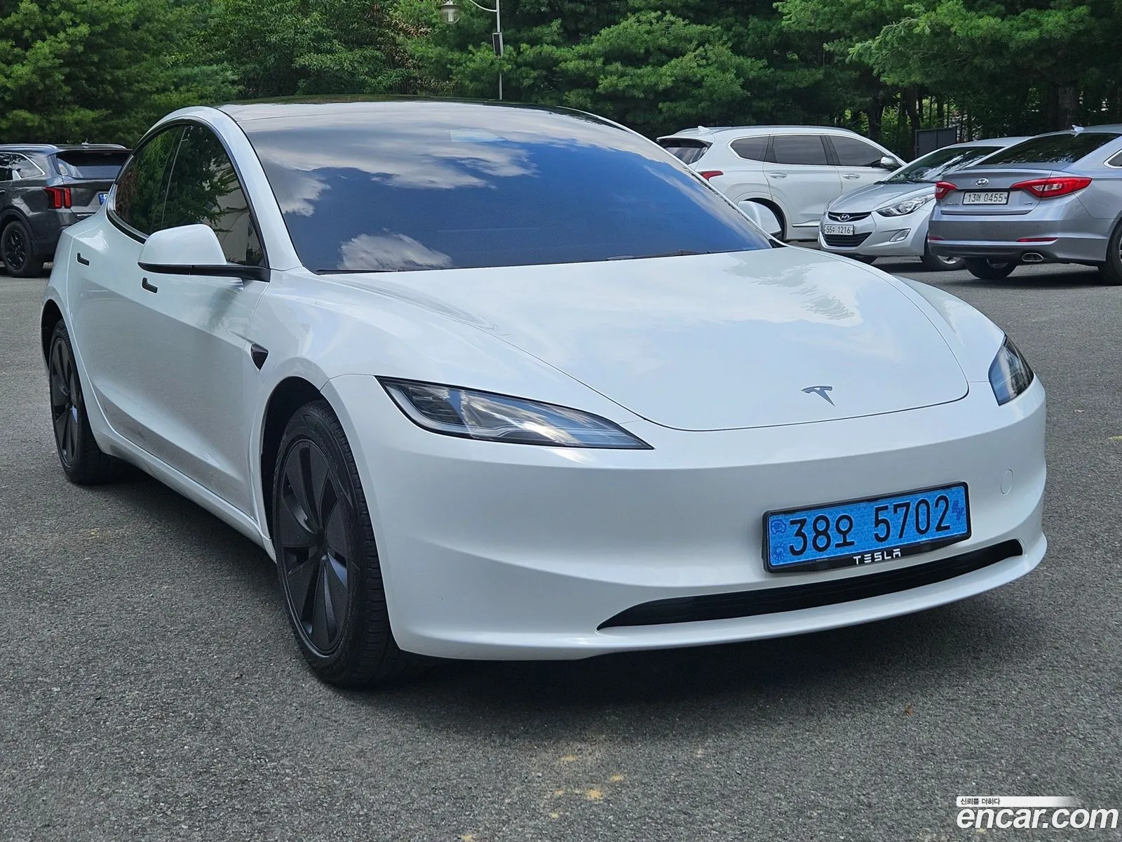 Tesla Model 3 2025 — 11