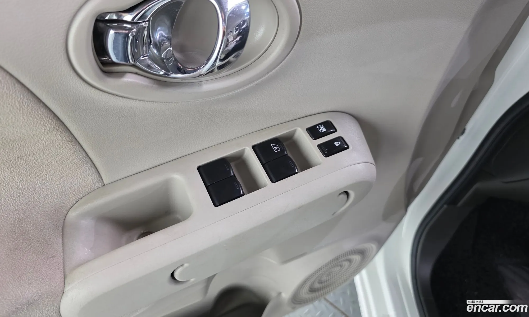 Nissan Cube 2014 JN1AZ23E9ET020026 — 19
