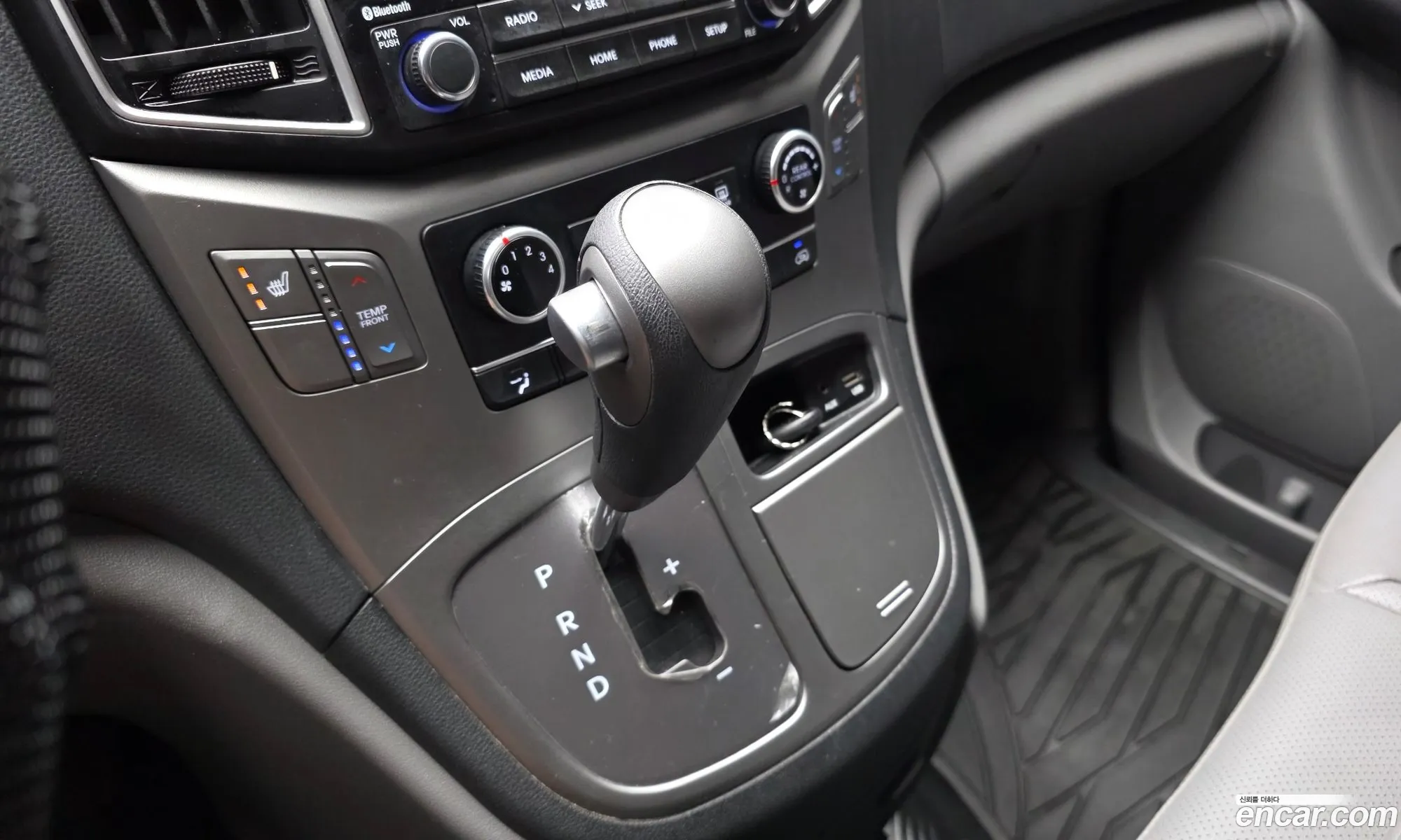 Hyundai Grand Starex 2020 — 8