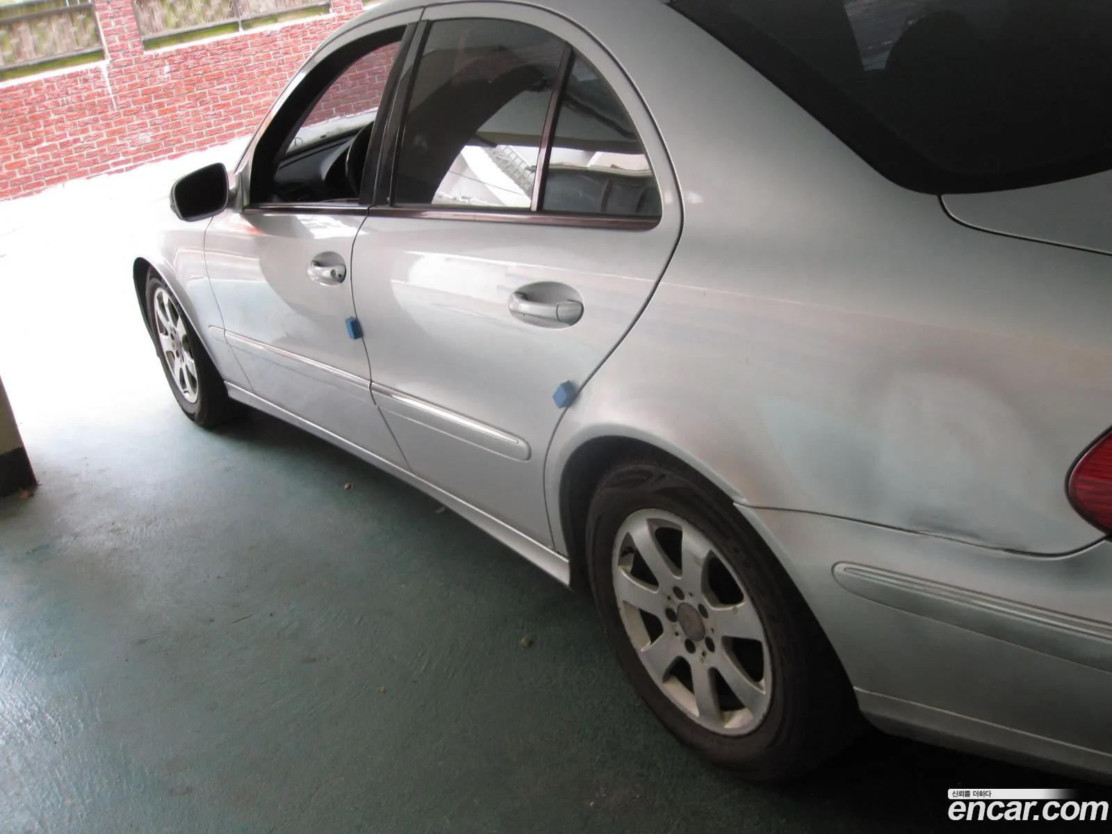 Mercedes-Benz E-Class W211 2008 — 10
