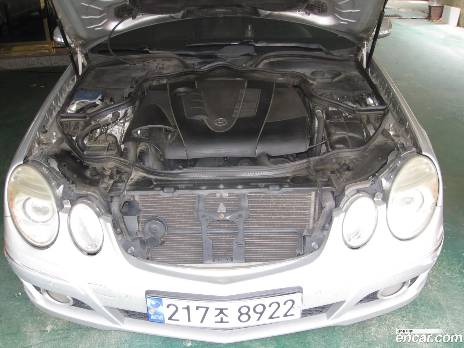 Mercedes-Benz E-Class W211 2008 — 8