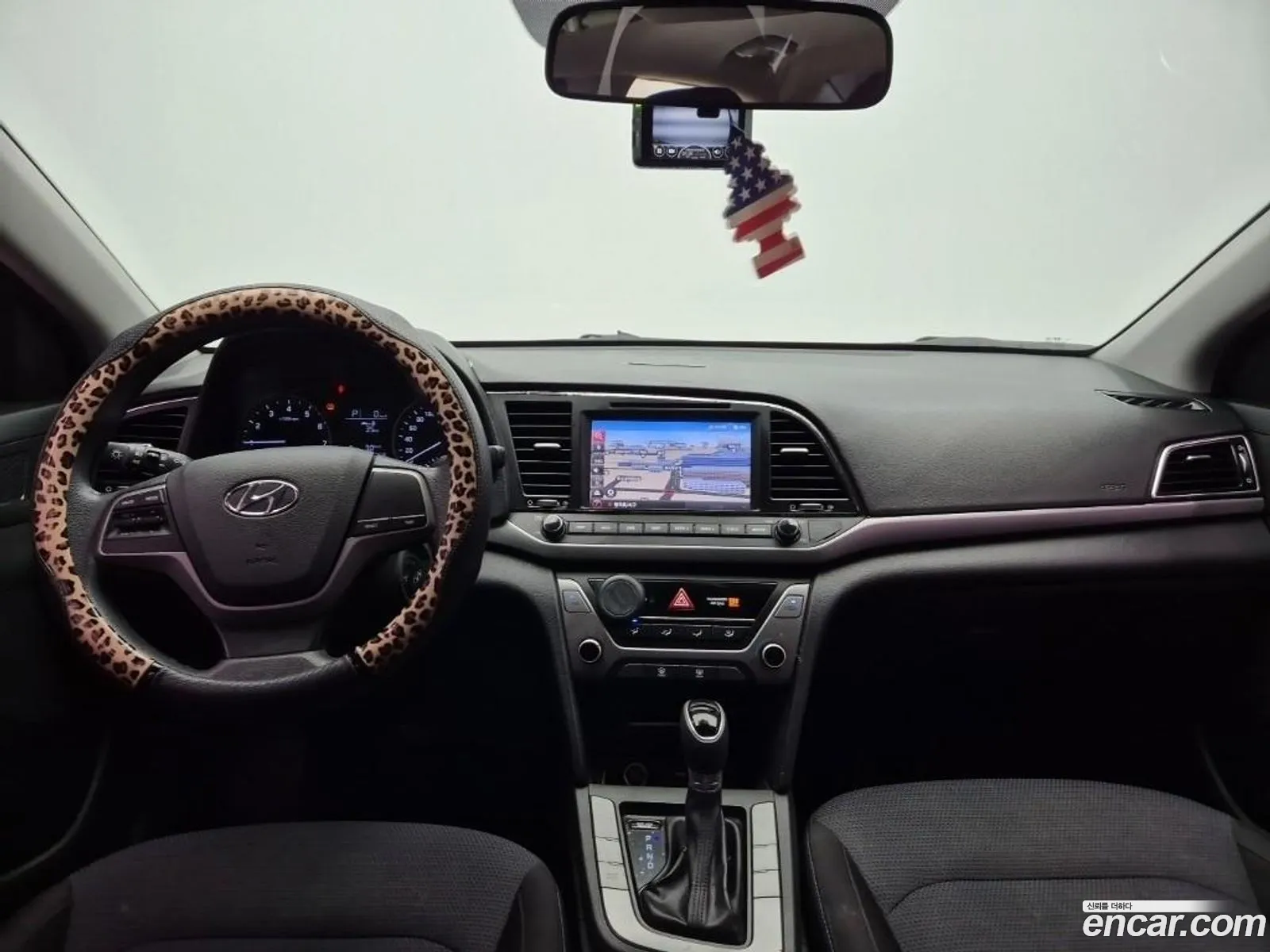Hyundai Elantra AD 2015 — 7