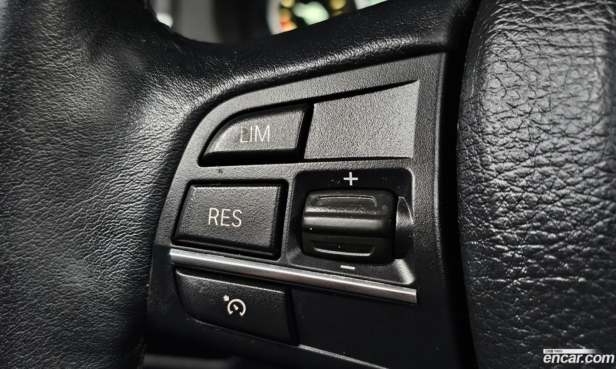 BMW 5 Series GT 2013 WBA5N2108ED494235 — 23