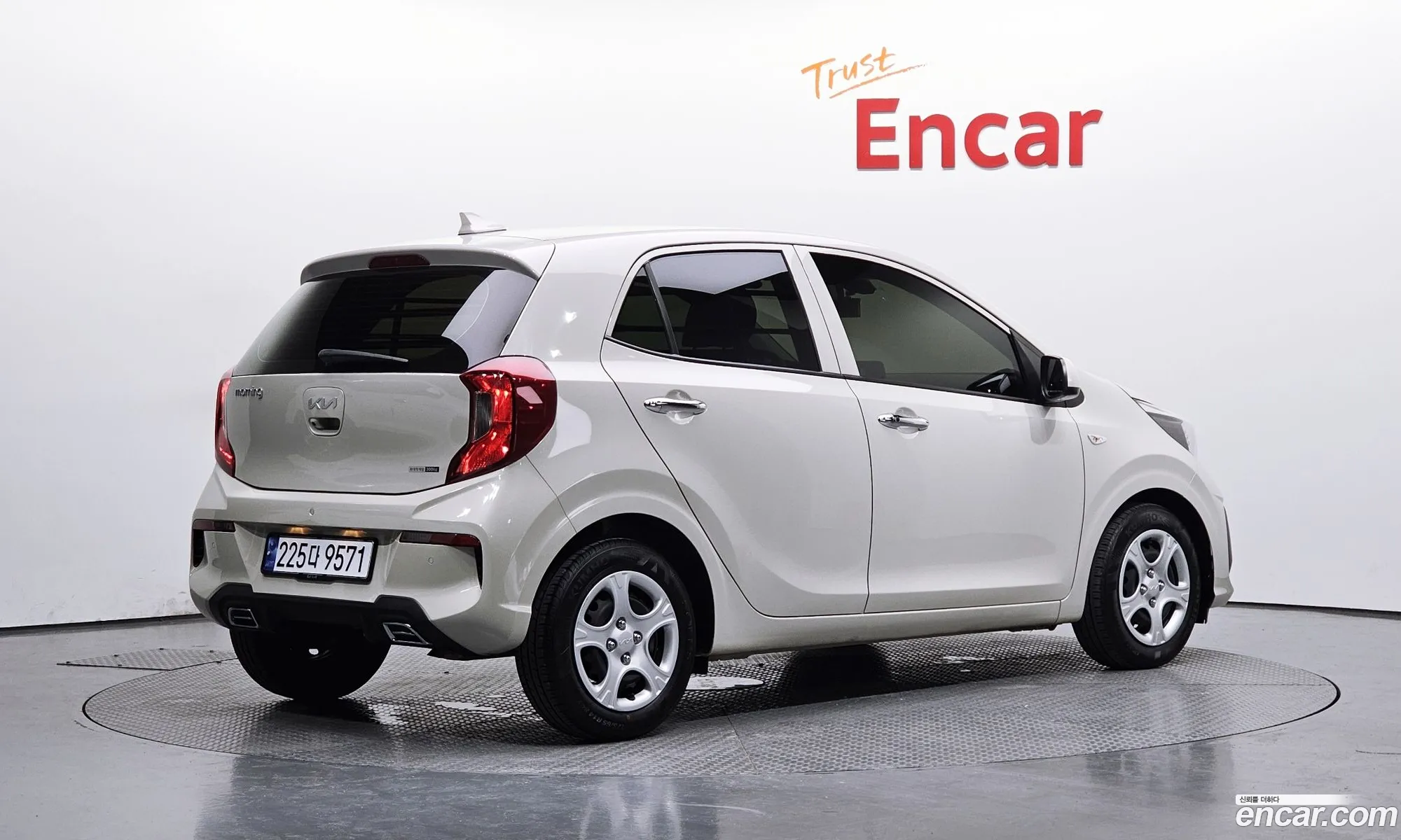 Kia Morning Urban 2023 — 15