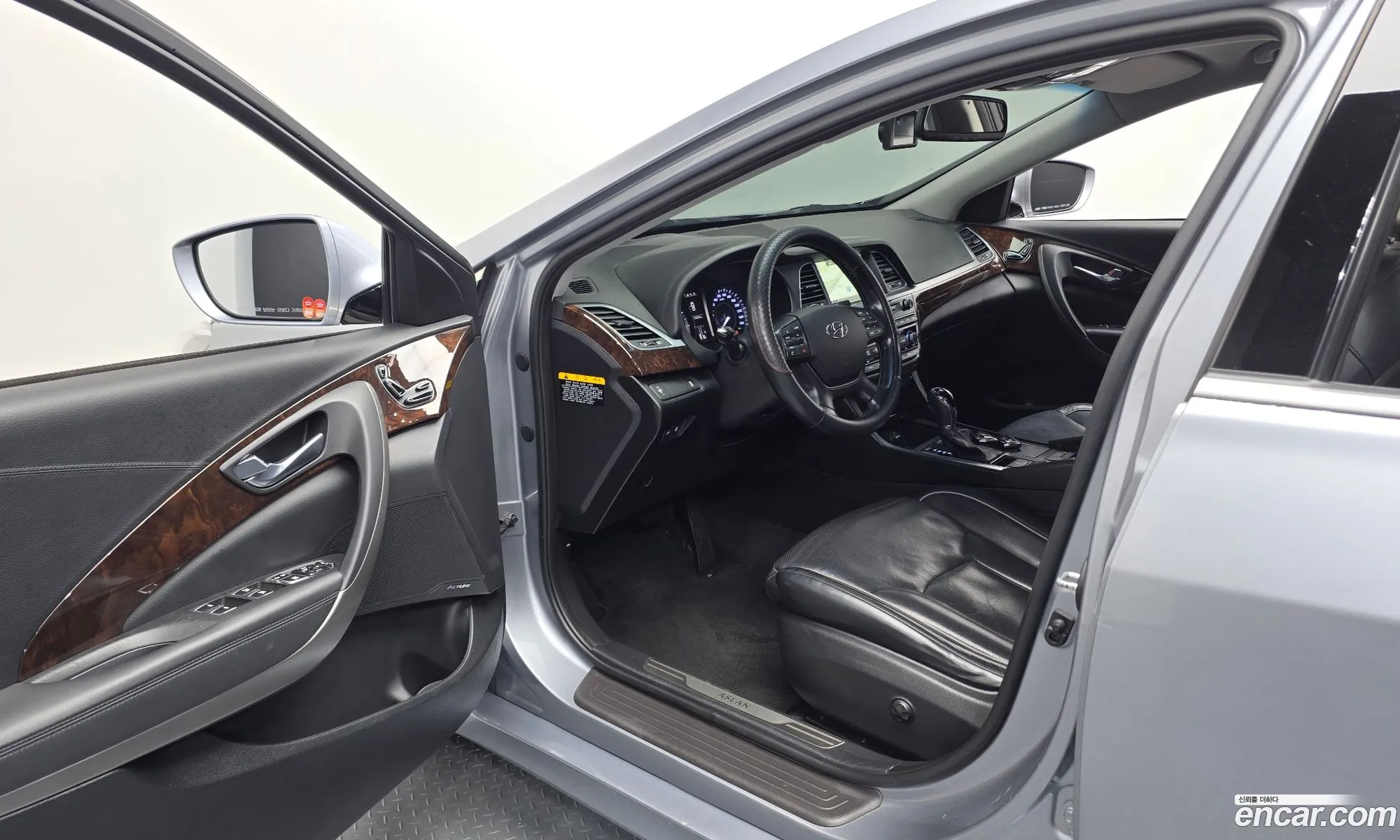 Hyundai Aslan 2015 — 9