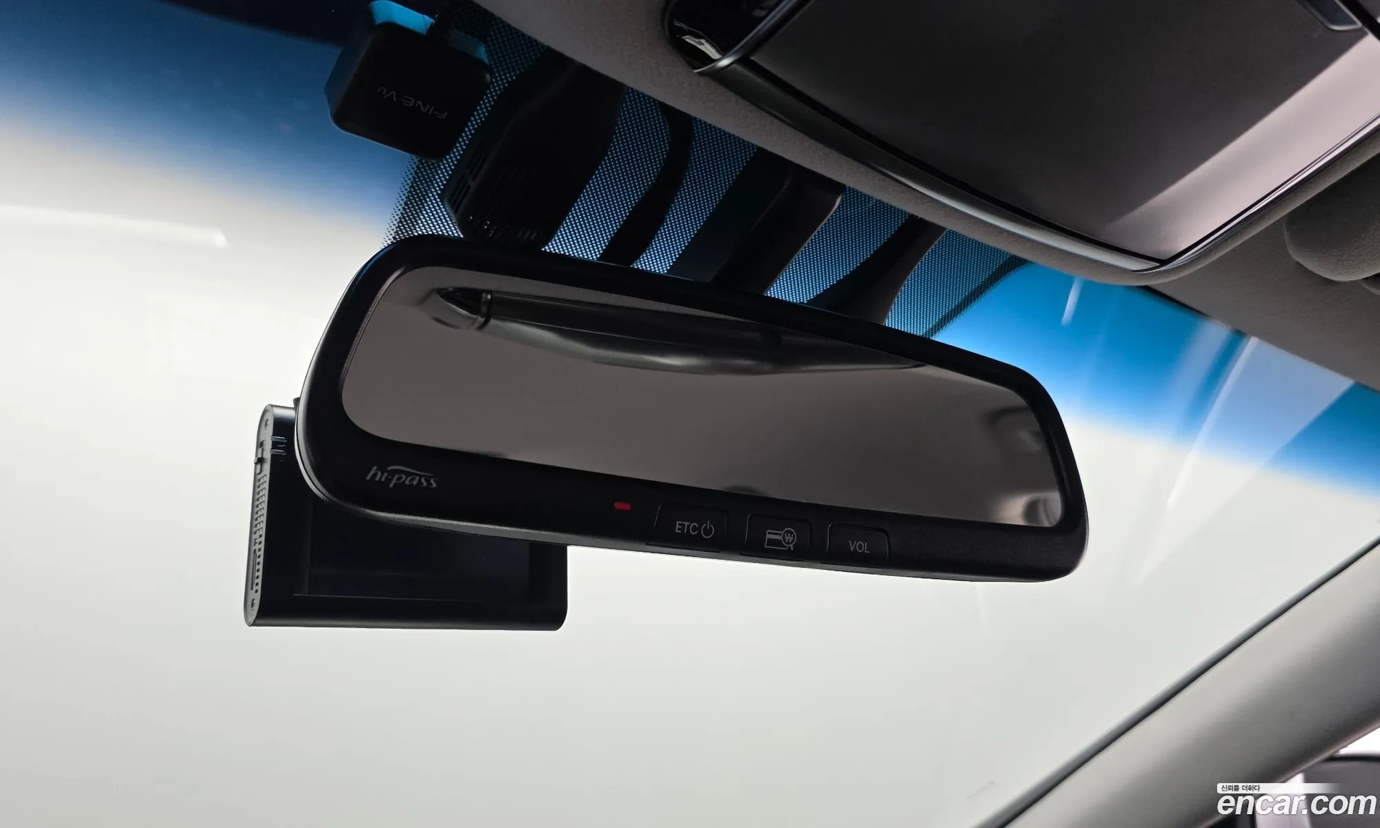Hyundai Aslan 2015 — 18