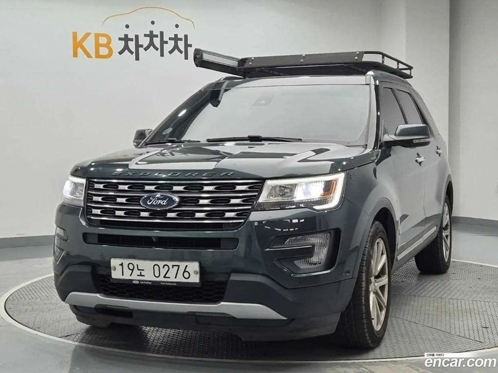 Ford Explorer 2016 — 17