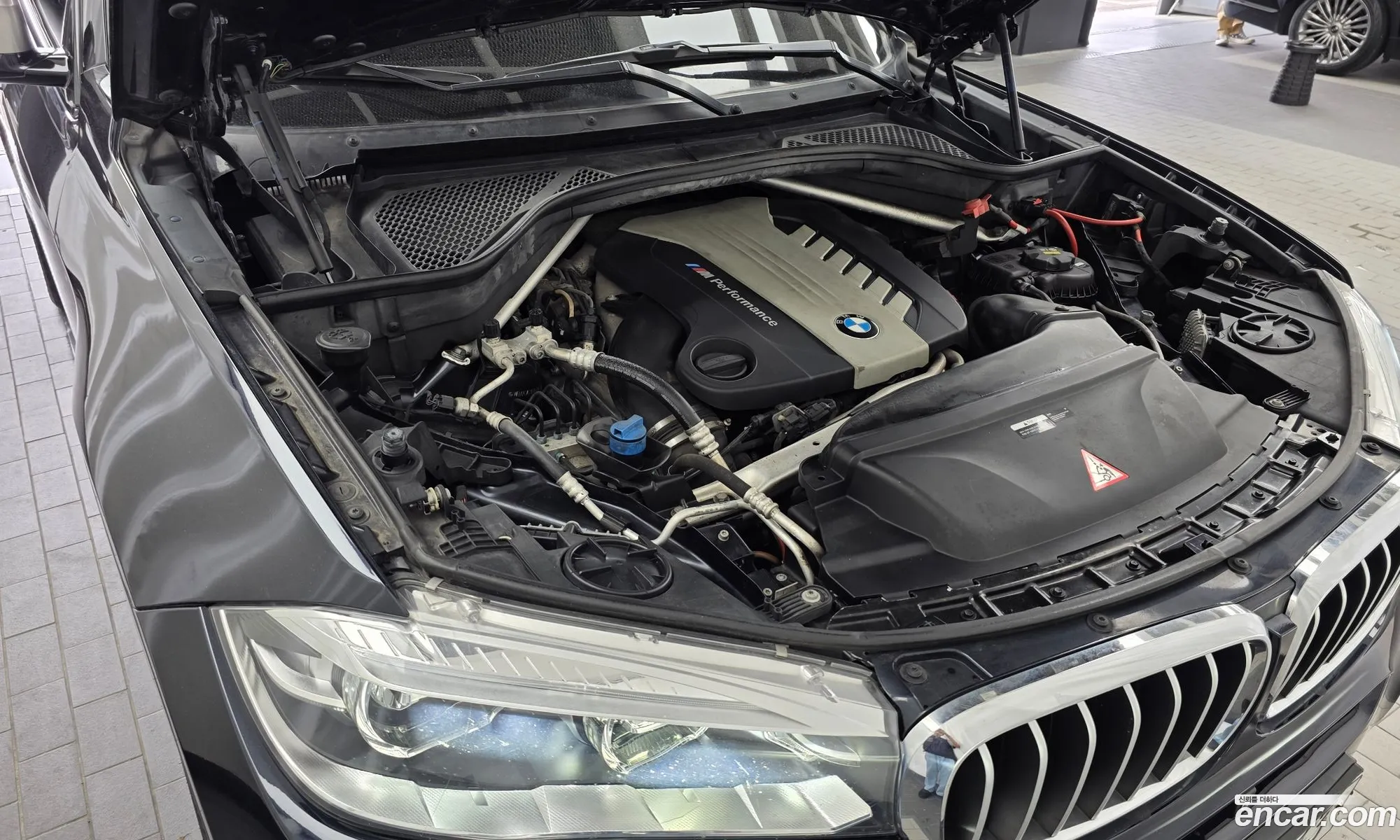 BMW X6 2017 WBAKV6107H0W36192 — 2