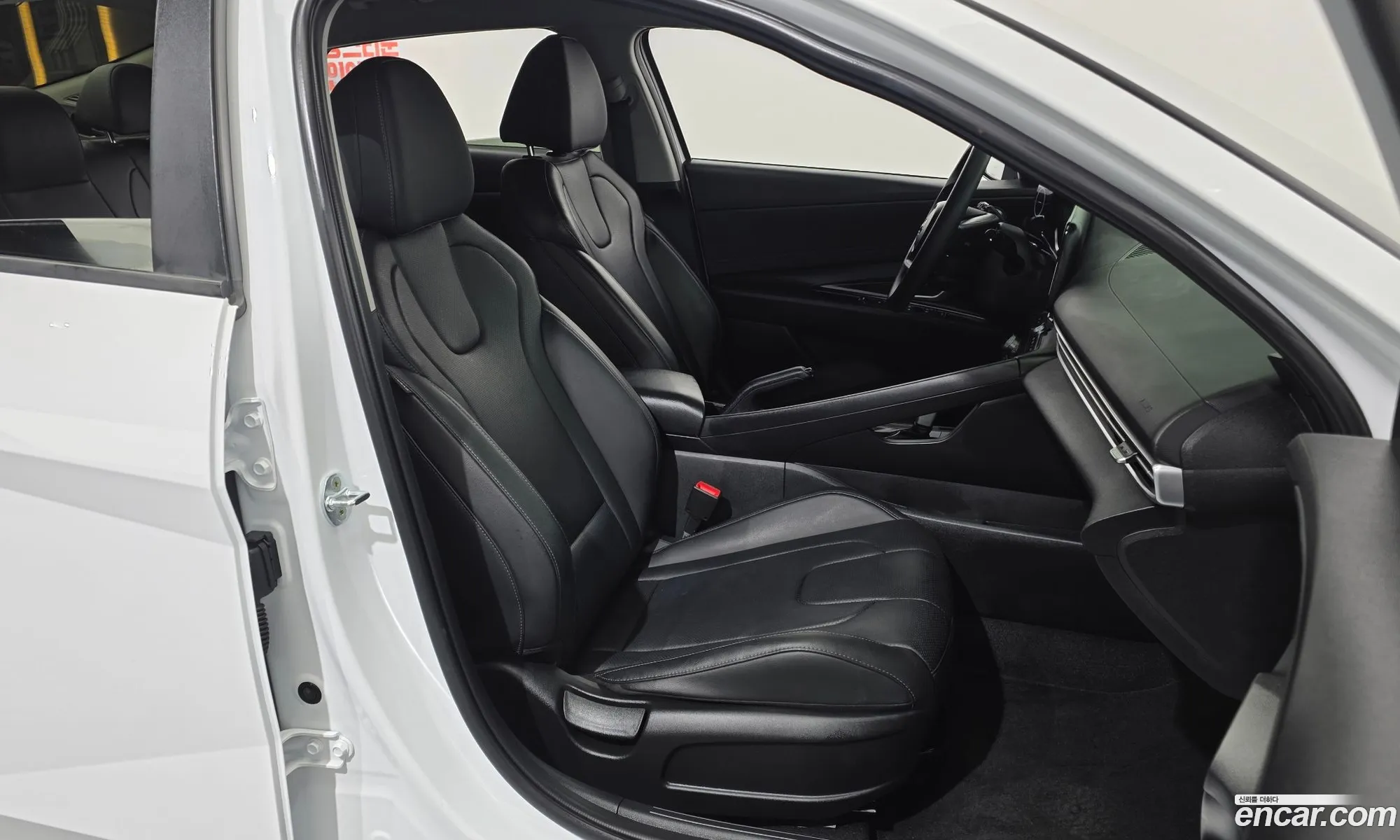 Hyundai Elantra 2022 — 9