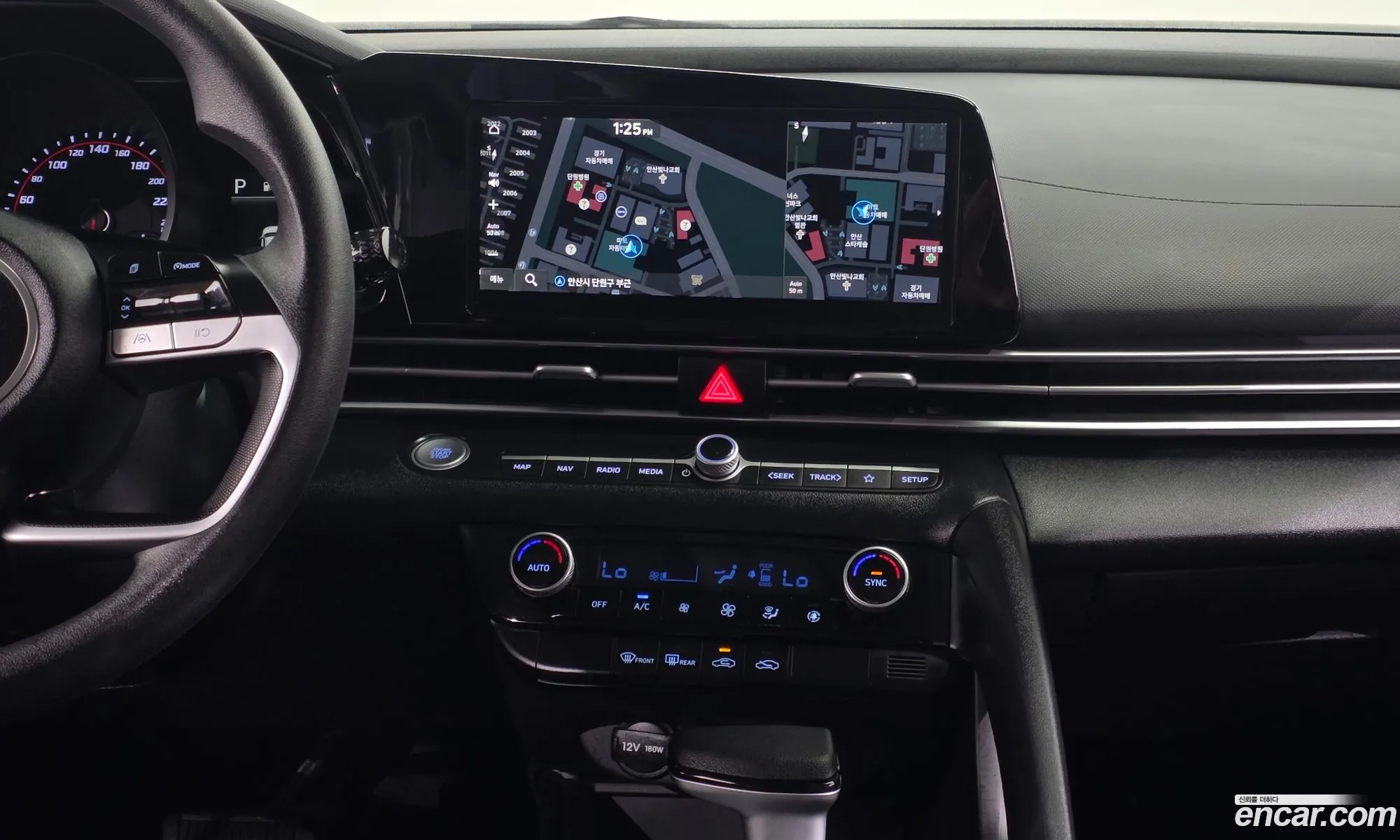 Hyundai Elantra 2022 — 3