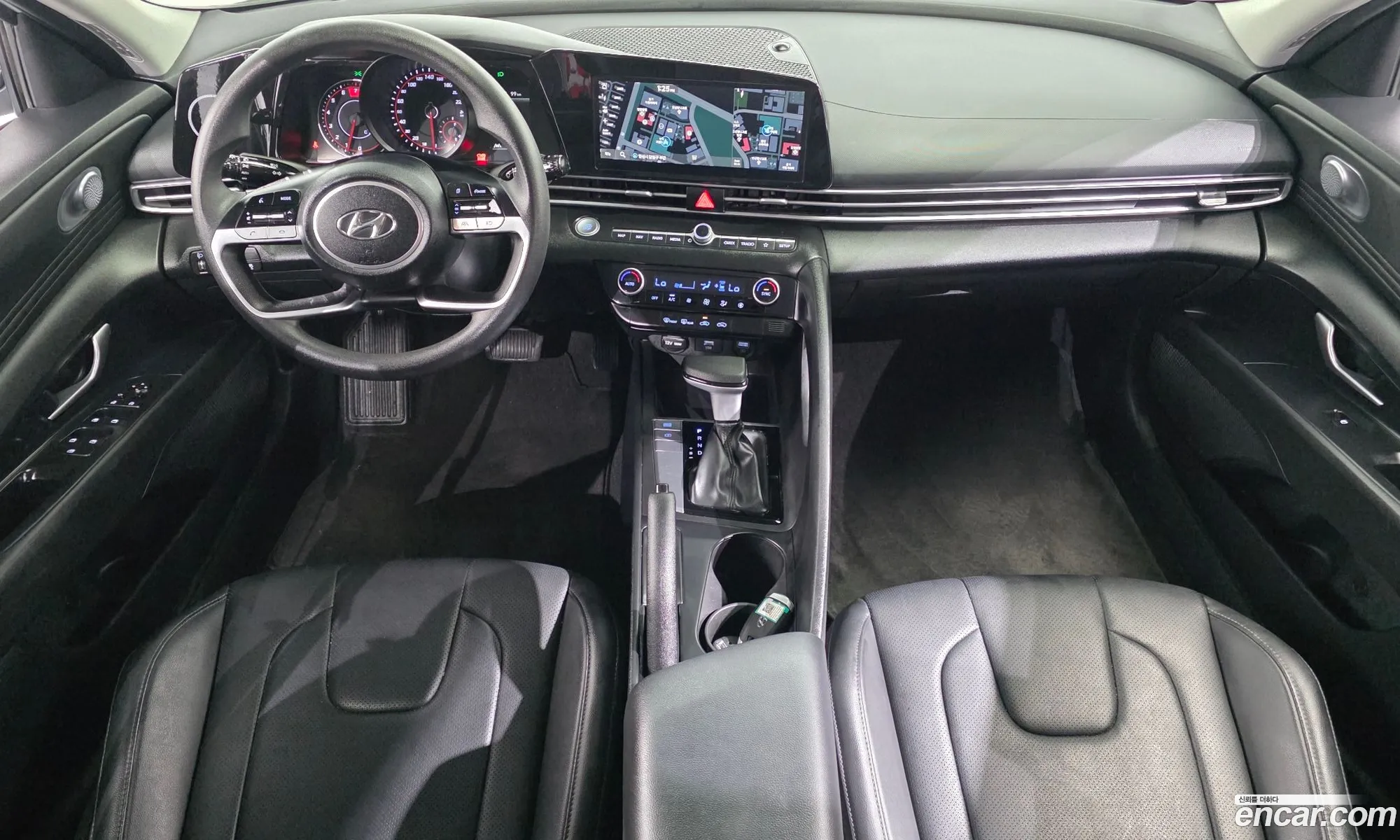 Hyundai Elantra 2022 — 15